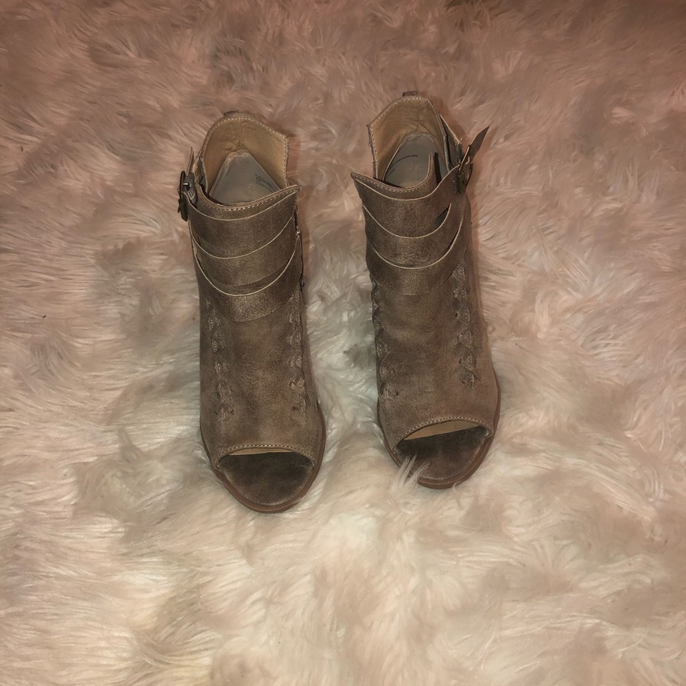 Brown Booties - Picture 6 of 6